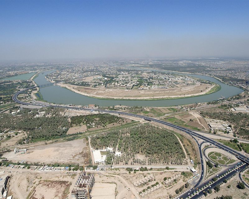 Baghdad, capital of 伊拉克